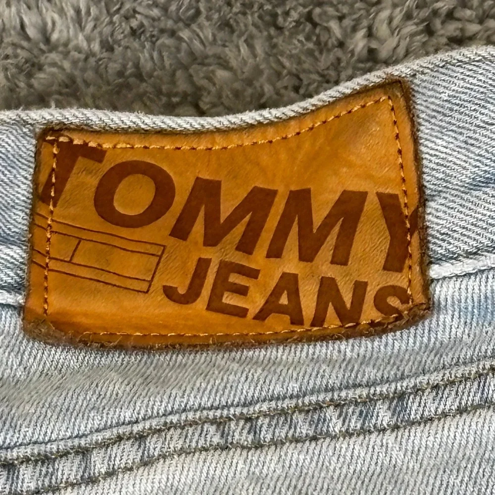 Tommy Jeans Mens Distressed Straight Leg Light Wash Denim Blue Ripped Pants